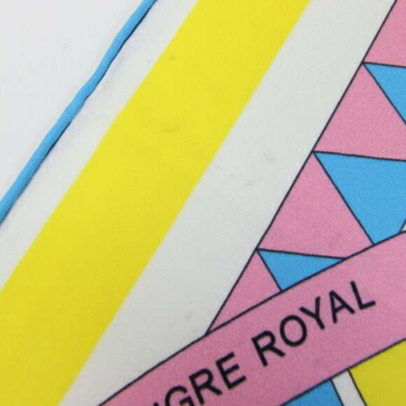 HERMES White Silk Scarf - Picture 5 of 6